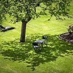 De La Pommeraie Hotel