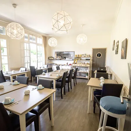 De La Pommeraie Hotell Le Mans