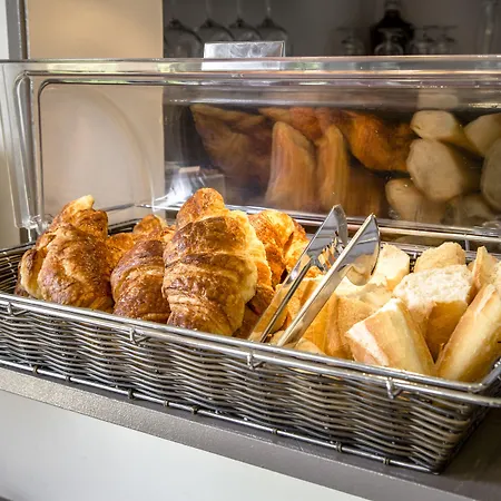 De La Pommeraie Hotel Le Mans