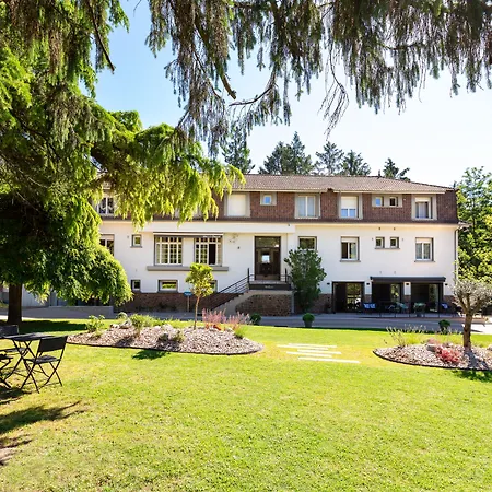 Hotel De La Pommeraie 3*