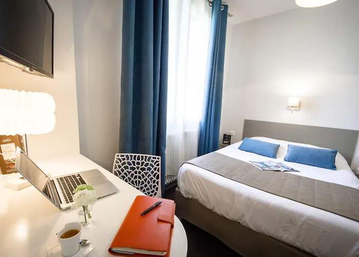 Hotel De La Pommeraie