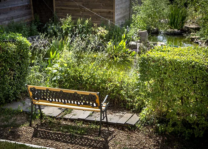 De La Pommeraie Hotel Le Mans