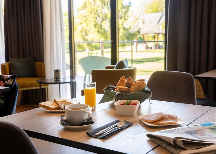 De La Pommeraie Hotel 3*